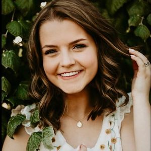 Meet your Posher, Meaghan